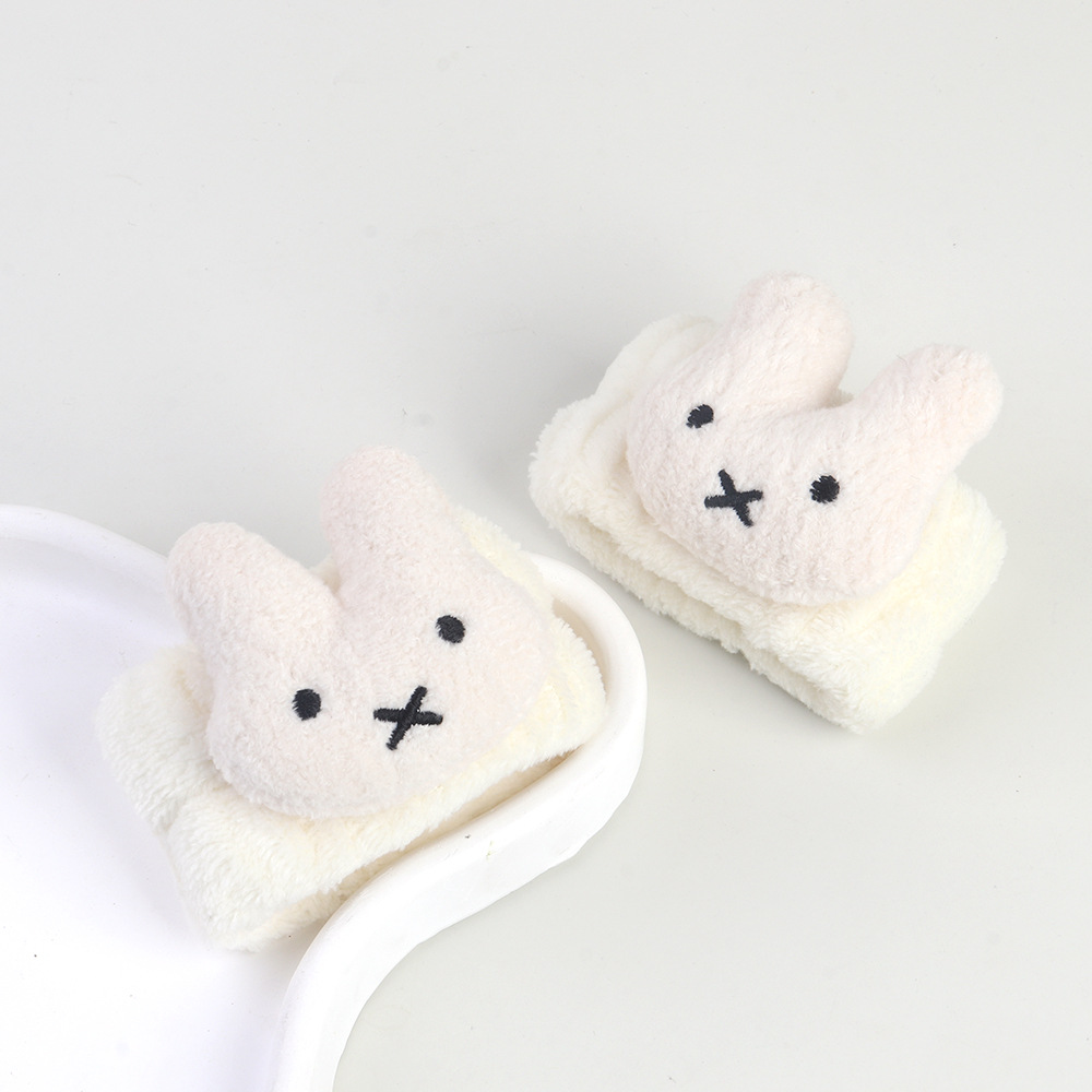 Miffy Rabbit Wristuardband Cre - Cleanser Face review and price